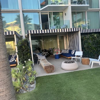 Hotel del Coronado, Curio Collection by Hilton - Cabana room - Coronado, CA