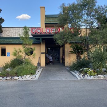 Golden Wok - Front entrance - Dim Sum Near Me - San Antonio, Texas
