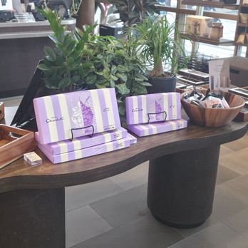 Hotel Chocolat - Chocolatiers & Shops Near Me - Oak Brook, Illinois