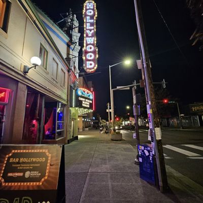 Hollywood Theatre by null