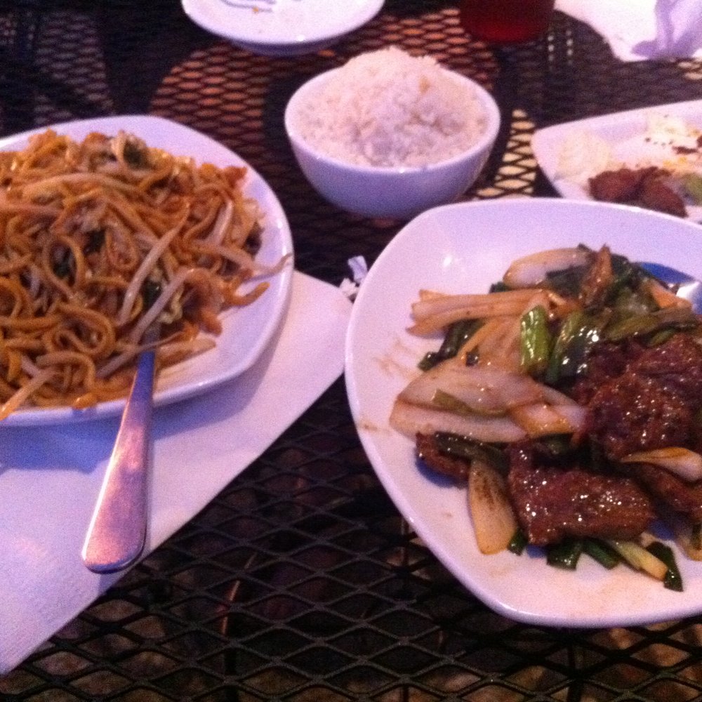 Han Noodle Bar - lo mein and ginger scallion beef - Chinese Near Me - Rochester, New York Han Noodle Bar - lo mein and ginger scallion beef - Chinese Near Me - Rochester, New York
