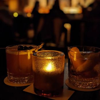 The Campbell - Delicious cocktails - The Go To on the left and an Old Fashioned on the right - Cocktail Bars Near Me - New York, New York The Campbell - Delicious cocktails - The Go To on the left and an Old Fashioned on the right - Cocktail Bars Near Me - New York, New York