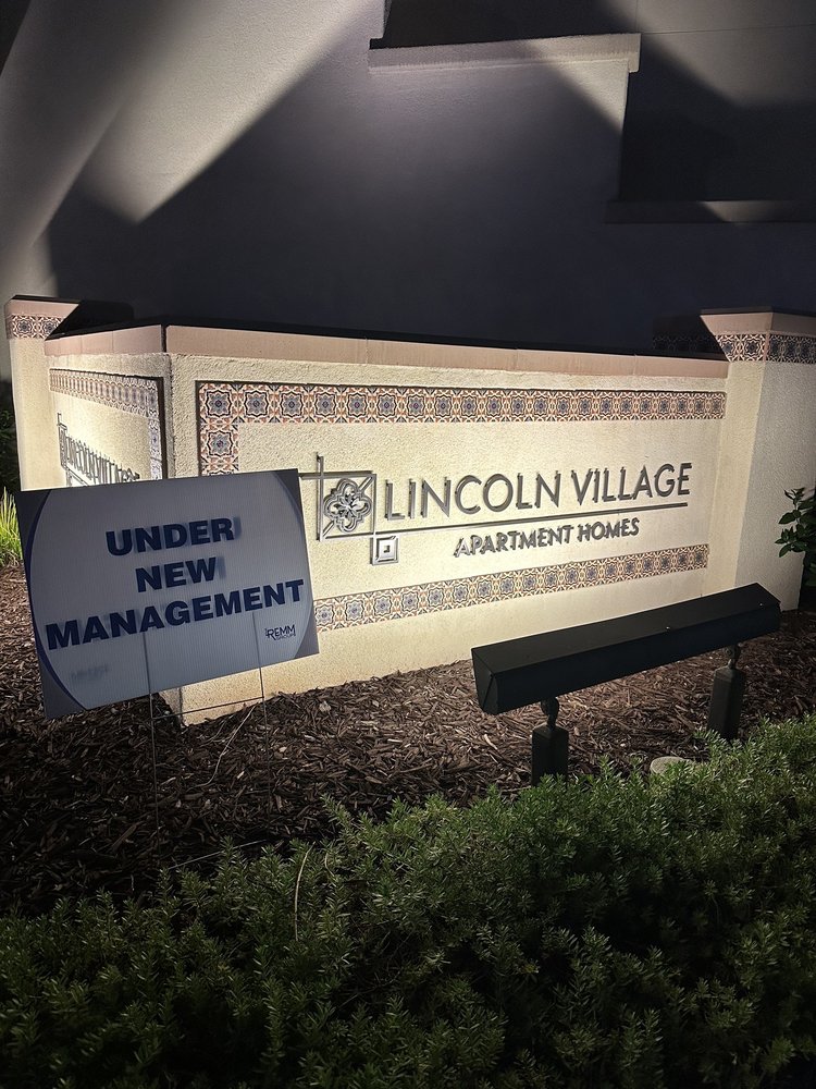 LINCOLN VILLAGE APARTMENTS Request Information 3000 Van Buren Blvd