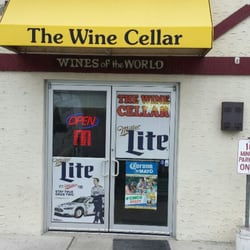 Nova Liquor & Bar