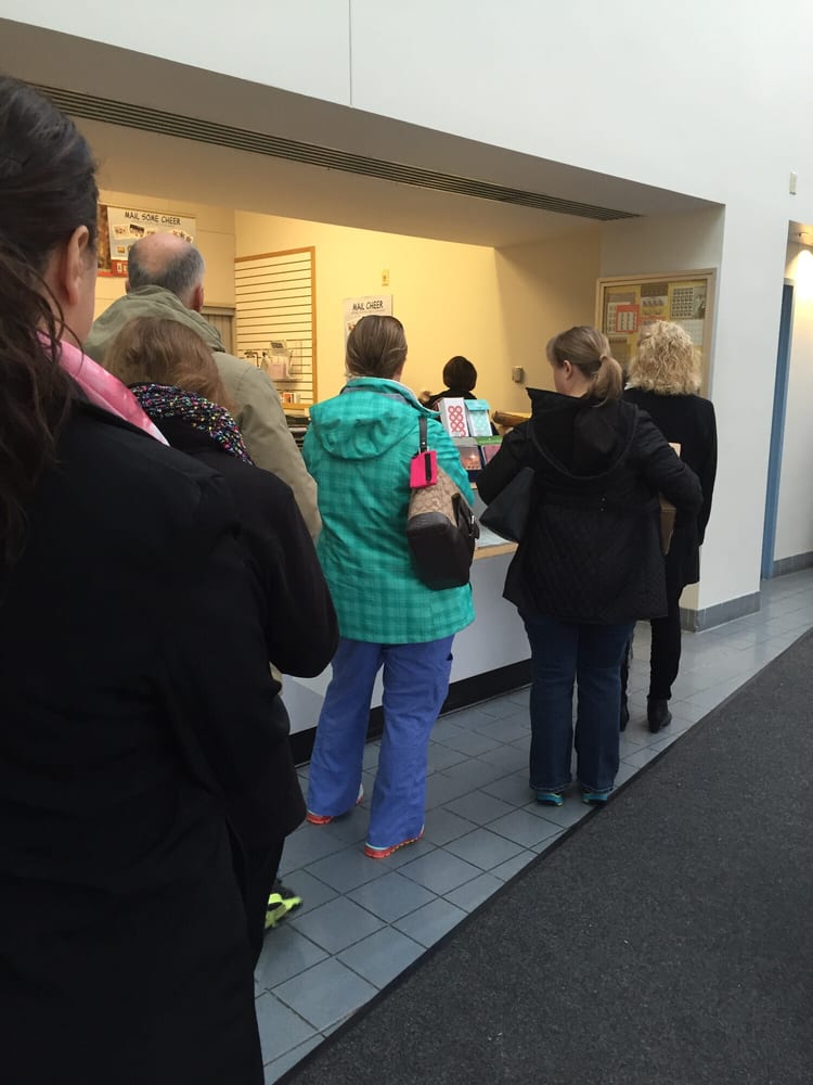 US POST OFFICE Updated October 2024 11 Reviews 6012 N 102nd St