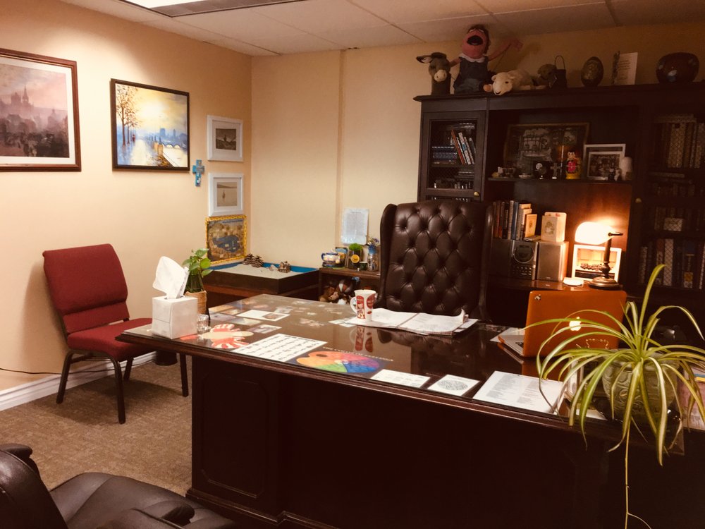 Vivian Villalobos, MS, LMFT - grief counselor in Chino, CA