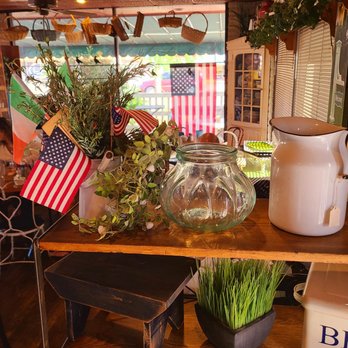 Kiss the Cook Restaurant - KTC interior. - Breakfast & Brunch Near Me - Glendale, Arizona