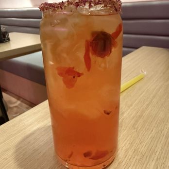 Build The Pho - Peach oolong tea with strawberry Boba pearls. - Vietnamese Near Me - Cleveland, Ohio