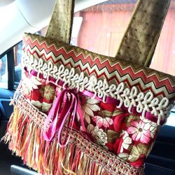 Helping Hands Quilt Shop - Beautiful bag ^_^