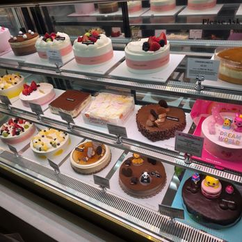 Tous Les Jours - Glorious beautiful cakes - Bakeries Near Me - Virginia Beach, Virginia Tous Les Jours - Glorious beautiful cakes - Bakeries Near Me - Virginia Beach, Virginia
