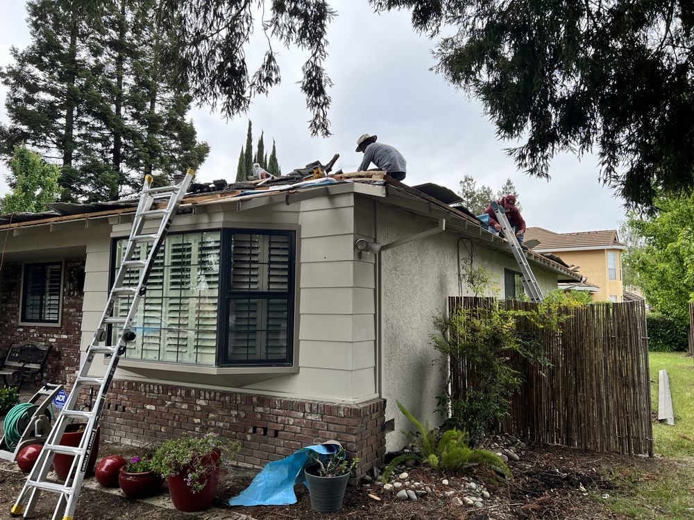 Slide of Cal-Vintage Roofing