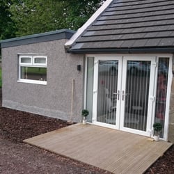 Complexions Beauty Salon - Back of salon at car park