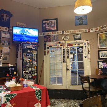 Hawaii Five-O-Three Café - Inside - Hawaiian Near Me - McMinnville, Oregon