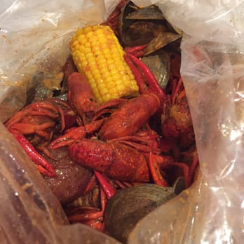 The Kickin' Crab - Combo deal #1 with 2 lbs for crawfish, 1lb of clams, and sausages (plus potatoes but I'm not s huge fan of potatoes) - Seafood Near Me - San Jose, California The Kickin' Crab - Combo deal #1 with 2 lbs for crawfish, 1lb of clams, and sausages (plus potatoes but I'm not s huge fan of potatoes) - Seafood Near Me - San Jose, California