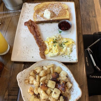 First Watch - Eggs, bacon, French toast and side of house potatoes - Breakfast & Brunch Near Me - Champions Gate, Florida First Watch - Eggs, bacon, French toast and side of house potatoes - Breakfast & Brunch Near Me - Champions Gate, Florida