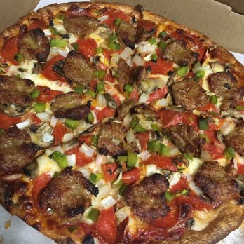 D'Amico's Pizzeria - Pizza Near Me - Eastlake, Ohio