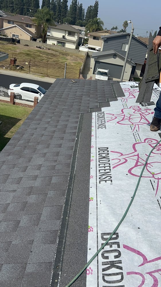 Slide of Roofing Folgar