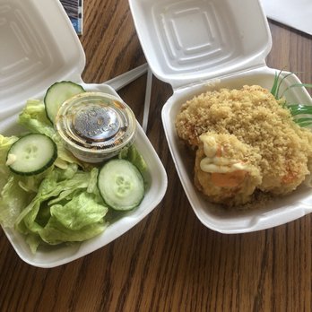 Soho - Salad with Asian dressing and Crazy Boy Roll - Korean Near Me - Rochester Hills, Michigan Soho - Salad with Asian dressing and Crazy Boy Roll - Korean Near Me - Rochester Hills, Michigan