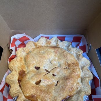 I Love Pie Bakeshop - Classic Apple Pie - Desserts Near Me - Carmichael, California