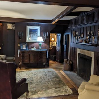 Old Drovers Inn - Bed & Breakfast Near Me - Dover Plains, New York