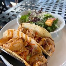 This place sure knows shrimp, best I've ever had!