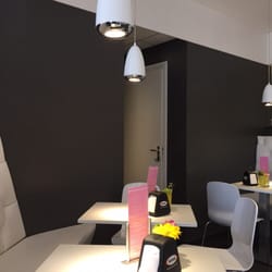 Bernardo's Ijssalon - Gorgeously modern interior