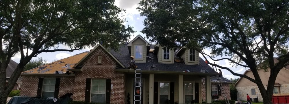 Slide of Reynolds Roofing & Exteriors