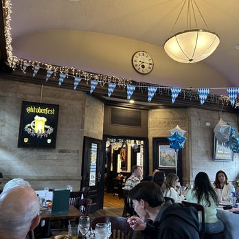 Alpine Chef Restaurant - Dining hall/area - German Near Me - Fredericksburg, Virginia