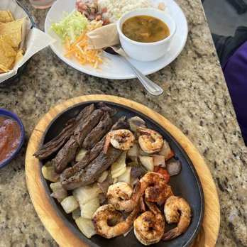Hecho En Waco - Fajitas - New Mexican Cuisine Near Me - Waco, Texas Hecho En Waco - Fajitas - New Mexican Cuisine Near Me - Waco, Texas