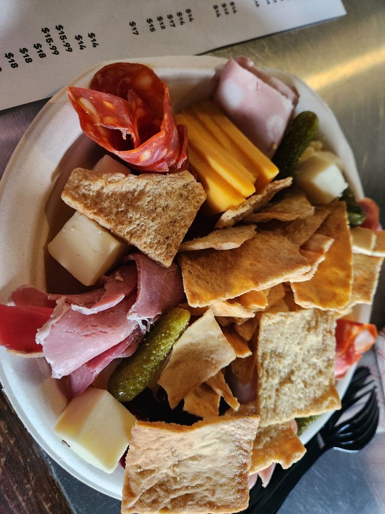 Food from Willow Rock Brewing Company