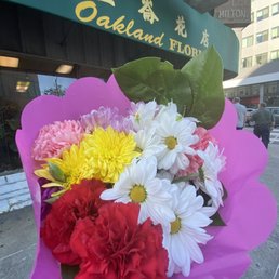 Exterior outside entrance of Oakland Florists - Wooo! Bouquet of flowers - Oakland, California Exterior outside entrance of Oakland Florists - Wooo! Bouquet of flowers - Oakland, California
