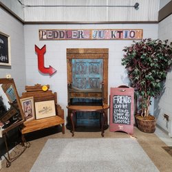 Peddlers Junktion - Rear of store