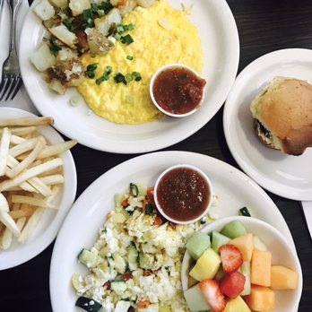 Cody's Cafe - * cheese omelette & veggie scramble * - Breakfast & Brunch Near Me - Santa Barbara, California