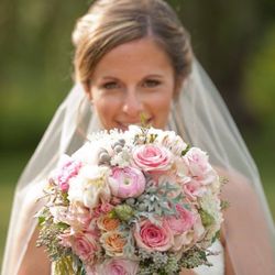 Deja Vu Floral Design - Grey and pink, tons of texture!