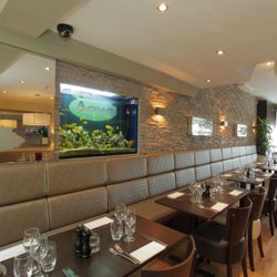Aqua Mediterranean Bar & Grill - Aqua Mediterranean Meze Bar and Grill, restaurant Croyon