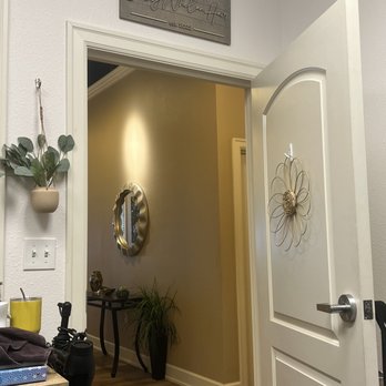 Sally Whelan Hair - Door is at the end of the first hallway - Hair Salons Near Me - Milford, Connecticut Sally Whelan Hair - Door is at the end of the first hallway - Hair Salons Near Me - Milford, Connecticut