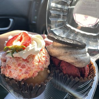 The Cupcake Shoppe - Strawberry shortcake and red velvet Oreo - Bakeries Near Me - Hayward, California The Cupcake Shoppe - Strawberry shortcake and red velvet Oreo - Bakeries Near Me - Hayward, California