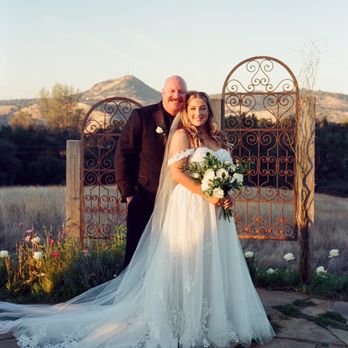 Alterations Plus - Sewing & Alterations Near Me - Sacramento, California