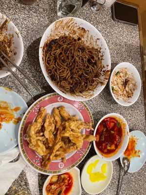 Choong Hwa Won (Korean & Chinese Restaurant) | 중화원 (한국식 중화요리-중식,한식) by null