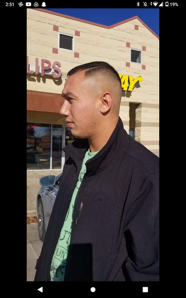 TAILGATE MOBILE HAIRCUTS Updated September 2024 Request an