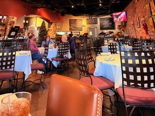 Grape Vine Cafe and Wine Bar by null