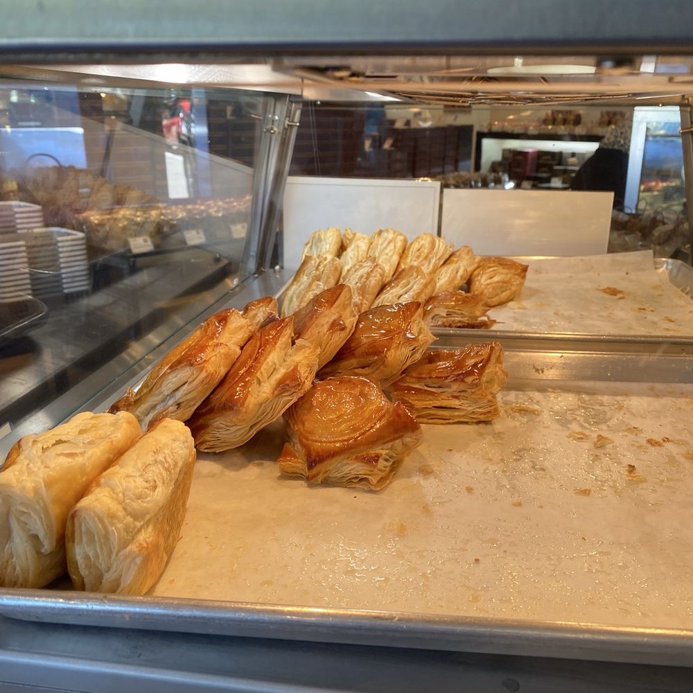 Kee Wah Bakery - Dublin - Side view of chicken pie and curry puff pastry - Bakeries Near Me - Dublin, California Kee Wah Bakery - Dublin - Side view of chicken pie and curry puff pastry - Bakeries Near Me - Dublin, California