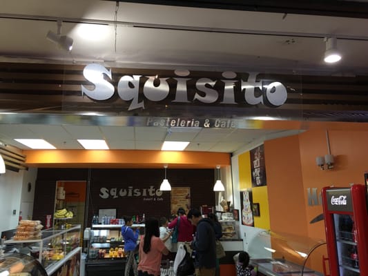 Esquisito Bakery by null