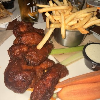 Amsterdam BrewHouse - Breweries Near Me - Toronto, Ontario