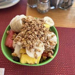 West Park Café-Huatulco - Cup of fruit with yogurt & granola