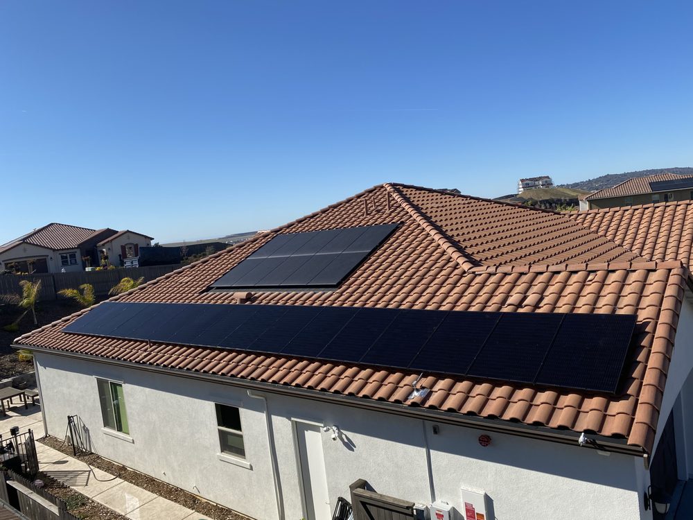 Slide of Solar Savings Direct