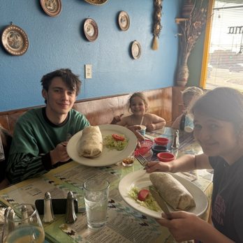 Jose's Mexican Cafe - Ginormous burrito - Mexican Near Me - Seaside, California Jose's Mexican Cafe - Ginormous burrito - Mexican Near Me - Seaside, California