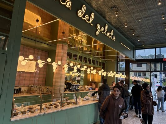 Anita La Mamma Del Gelato by null