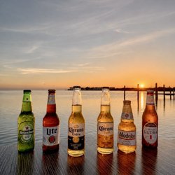Lazy Days South - Ice cold beer tastes better here.