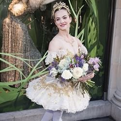 Stems of Windsor - Stems of Holborn flowersfor a prima ballerina